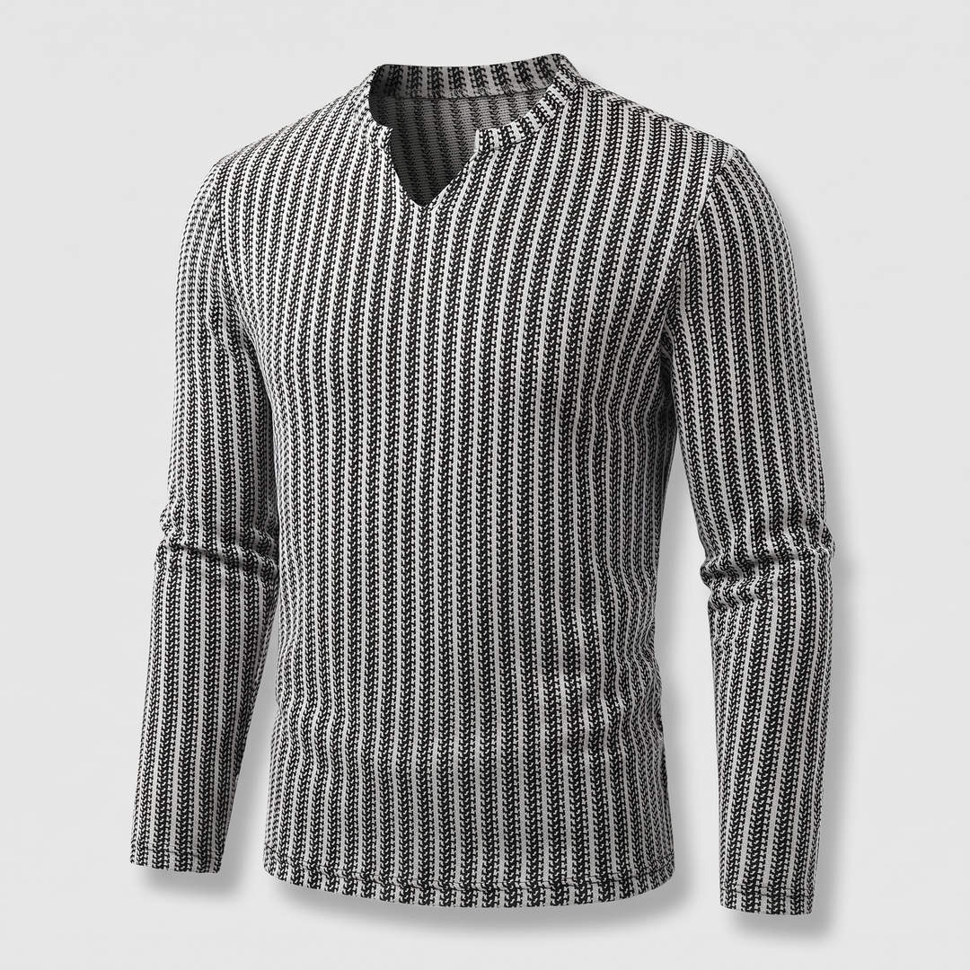 TIMELESS EVERYDAY KNIT SWEATER