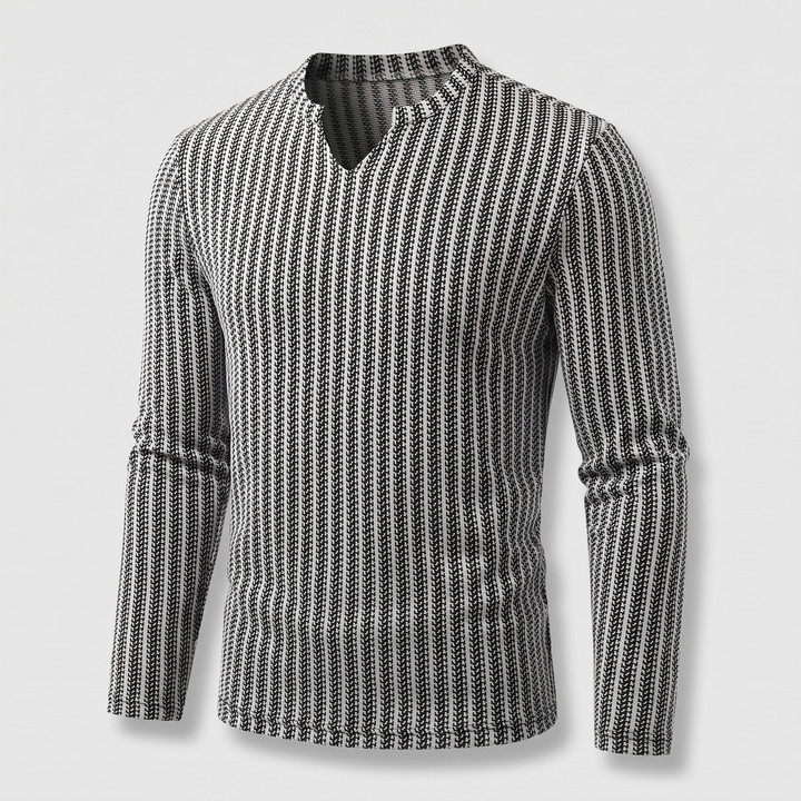 TIMELESS EVERYDAY KNIT SWEATER