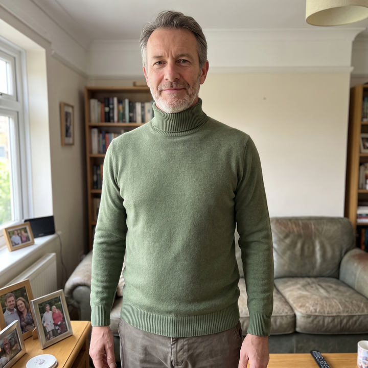 CARRINGTON CASHMERE TURTLENECK