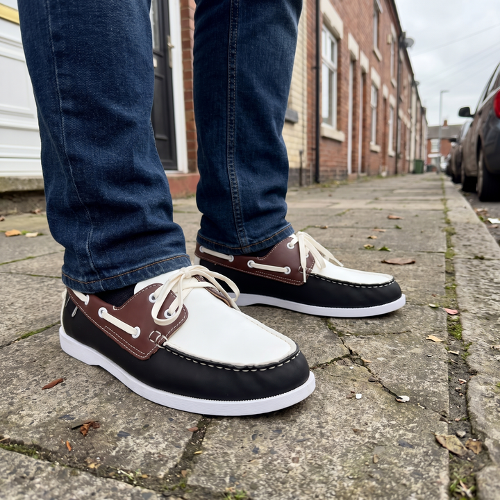 CLASSIC LEATHER BOAT SHOES