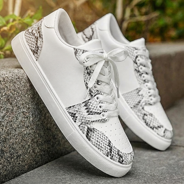TORRENSBY LOW-TOP SNEAKERS