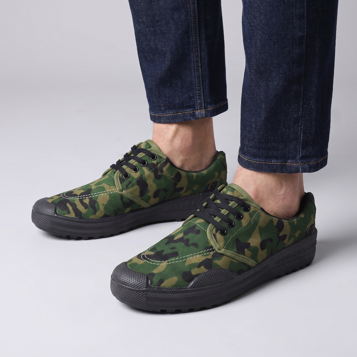 BLACKTHORN CAMO SNEAKERS