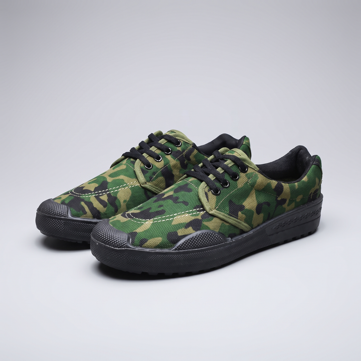 BLACKTHORN CAMO SNEAKERS