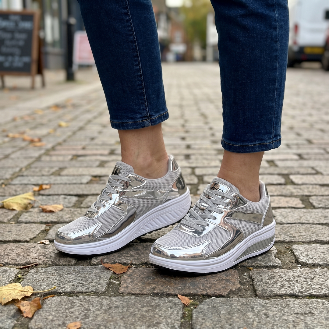 AMELIE CUSHIONED LIFESTYLE SNEAKERS