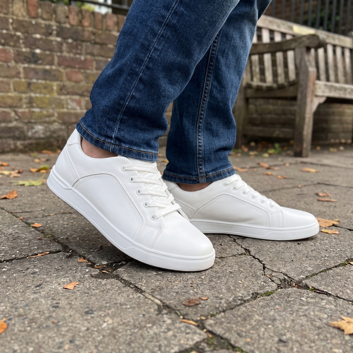 HARTWELL CLEAN-CUT SNEAKERS