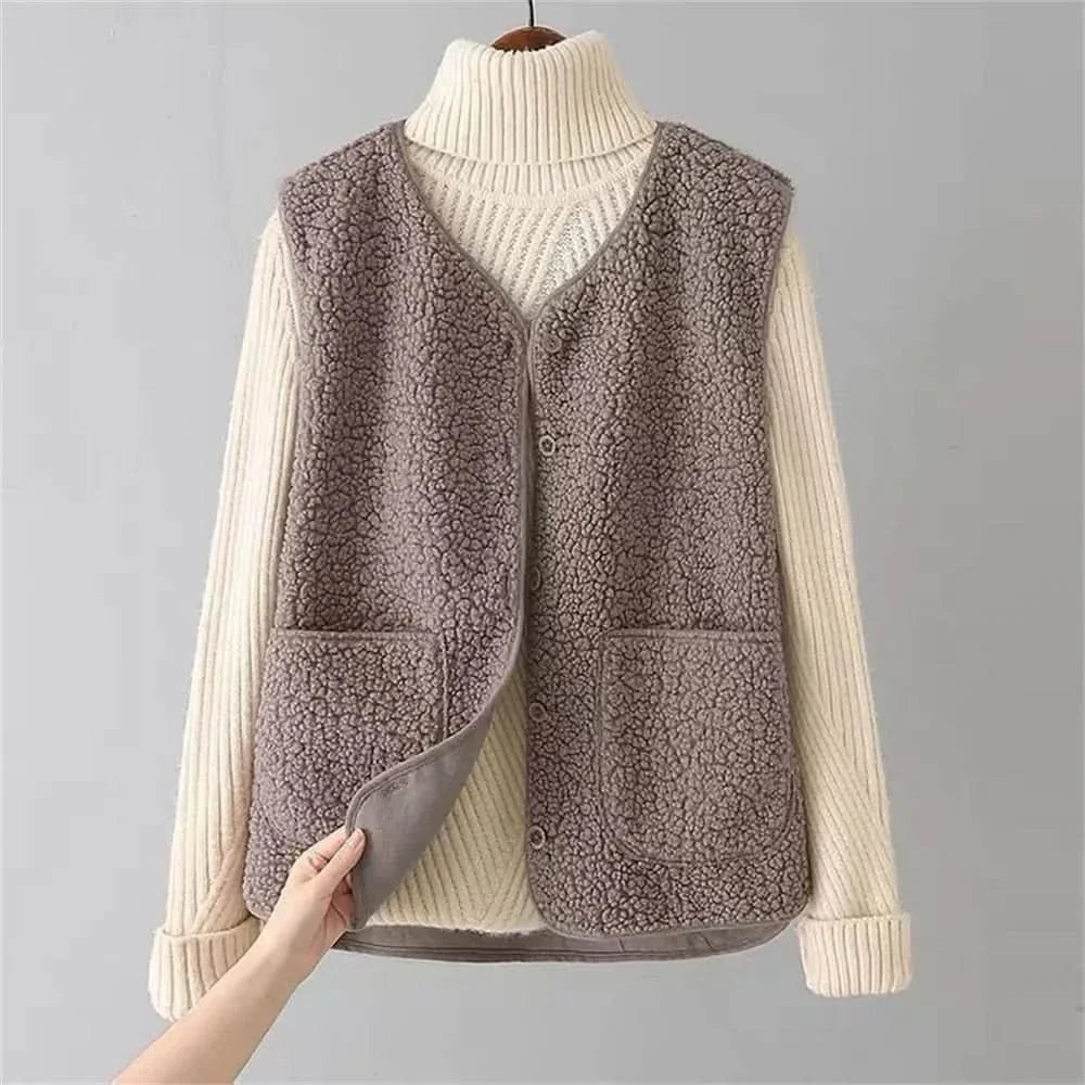 SELORIA CLASSIC CARDIGAN