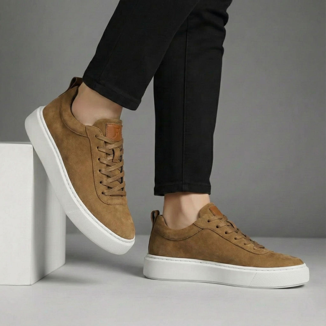 HARRINGTON SUEDE COMFORT SNEAKERS