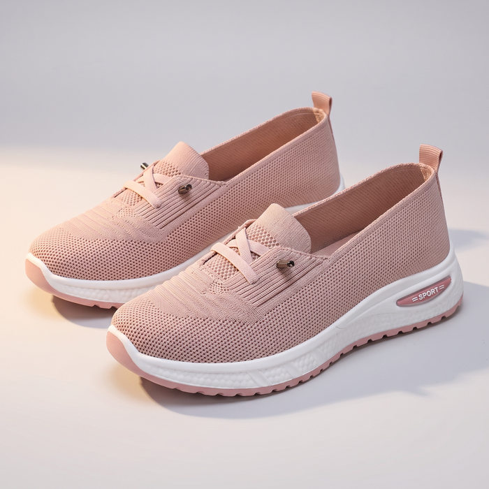 NELLIE WALKING SNEAKERS