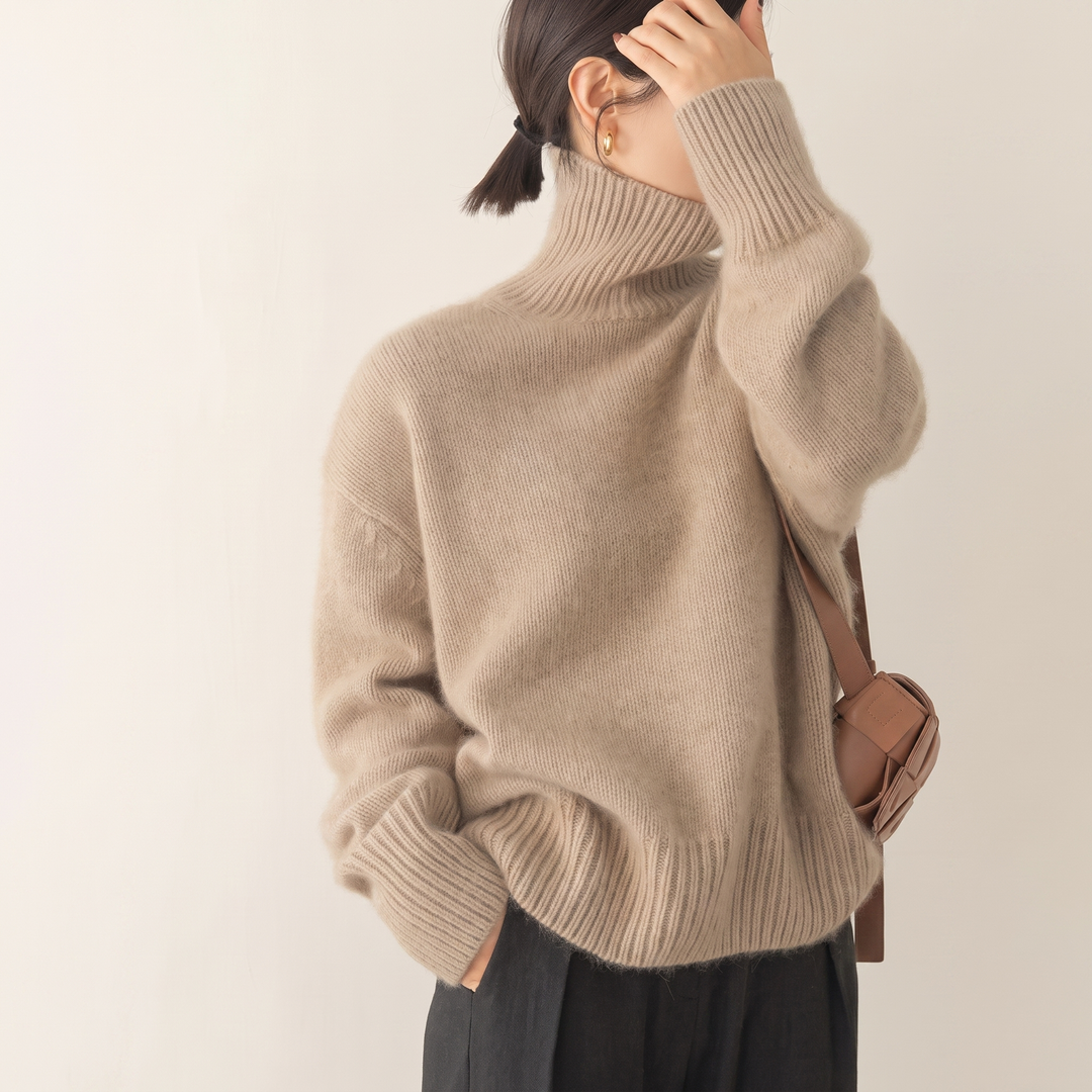 AMELIA SOFT KNIT ROLL NECK SWEATER